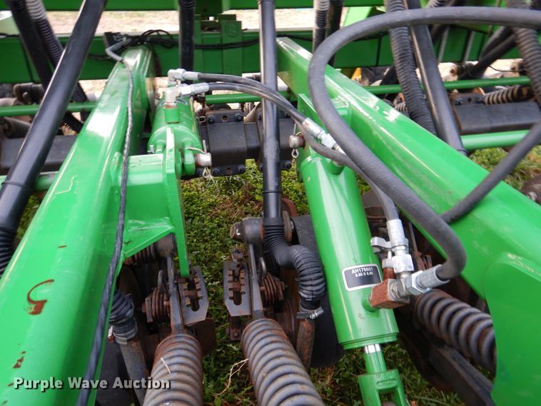 image for item DK1464 John Deere 1590  no-till grain drill