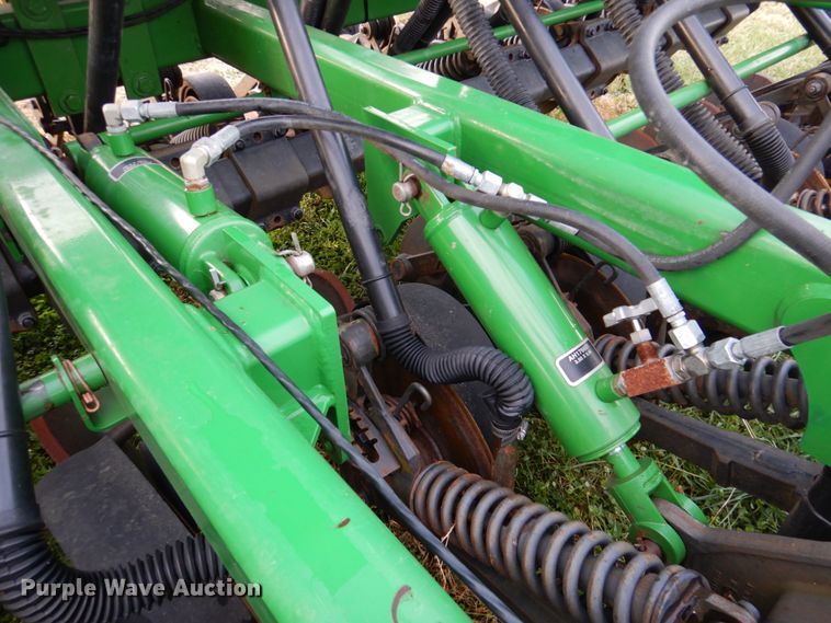 image for item DK1464 John Deere 1590  no-till grain drill