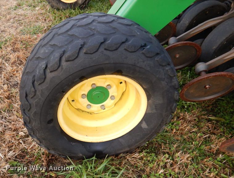 image for item DK1464 John Deere 1590  no-till grain drill