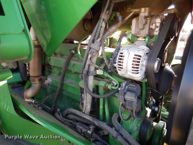 image for item DK1465 2003 John Deere 7220  tractor