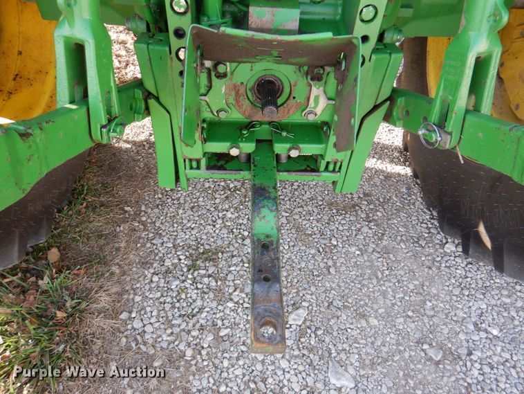 image for item DK1465 2003 John Deere 7220  tractor