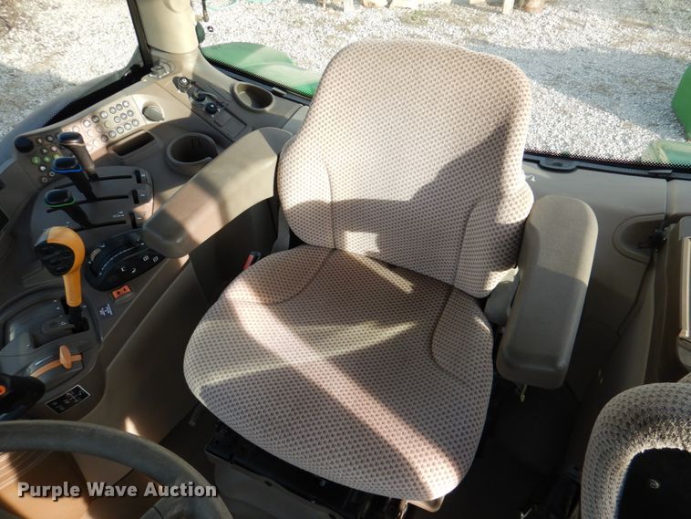 image for item DK1466 2015 John Deere 6125R  MFWD tractor