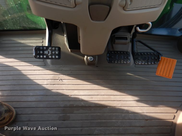 image for item DK1466 2015 John Deere 6125R  MFWD tractor