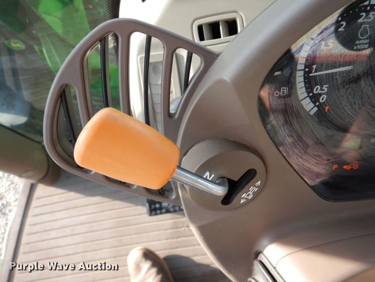 image for item DK1466 2015 John Deere 6125R  MFWD tractor