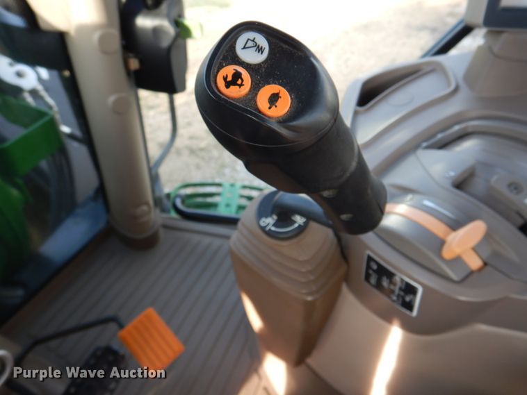 image for item DK1466 2015 John Deere 6125R  MFWD tractor