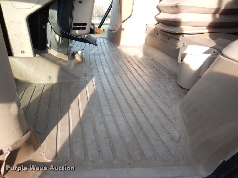 image for item DK1466 2015 John Deere 6125R  MFWD tractor