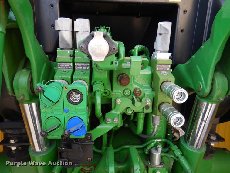 image for item DK1466 2015 John Deere 6125R  MFWD tractor