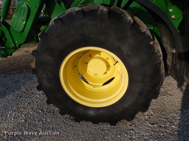 image for item DK1466 2015 John Deere 6125R  MFWD tractor