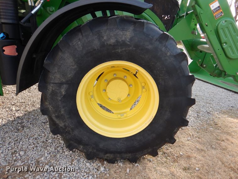 image for item DK1466 2015 John Deere 6125R  MFWD tractor