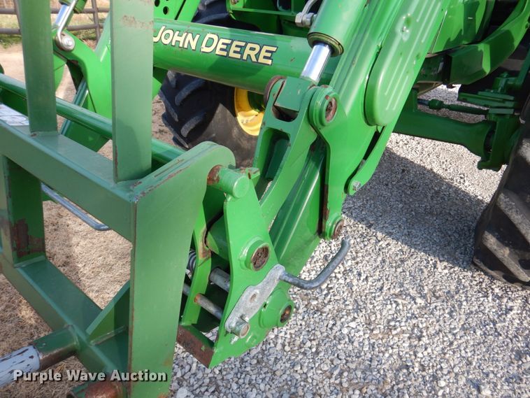 image for item DK1466 2015 John Deere 6125R  MFWD tractor