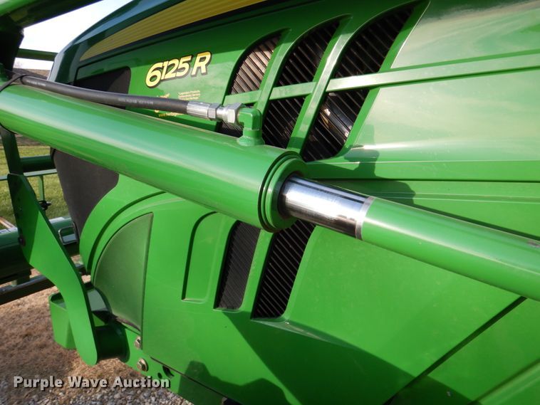 image for item DK1466 2015 John Deere 6125R  MFWD tractor