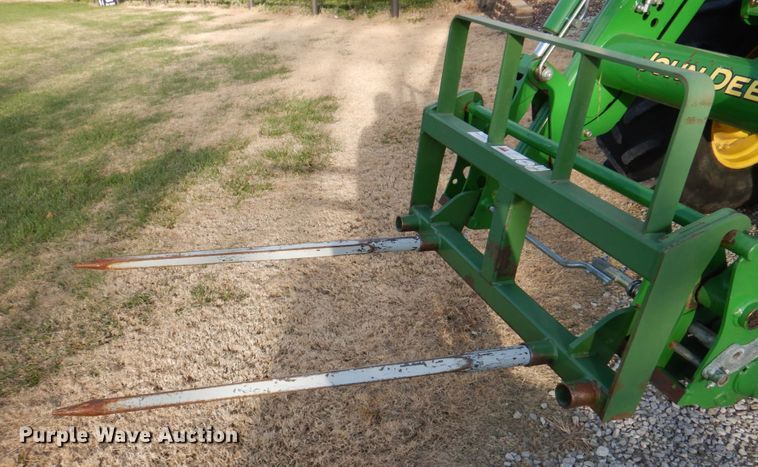 image for item DK1466 2015 John Deere 6125R  MFWD tractor