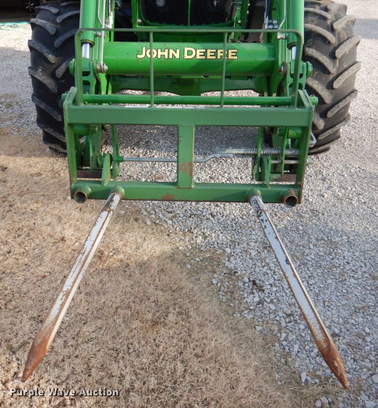 image for item DK1466 2015 John Deere 6125R  MFWD tractor