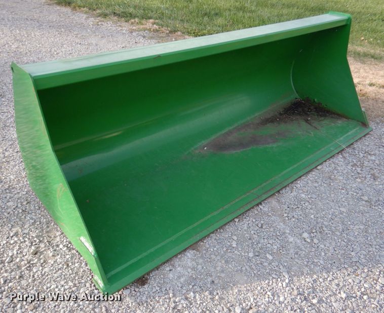 image for item DK1466 2015 John Deere 6125R  MFWD tractor