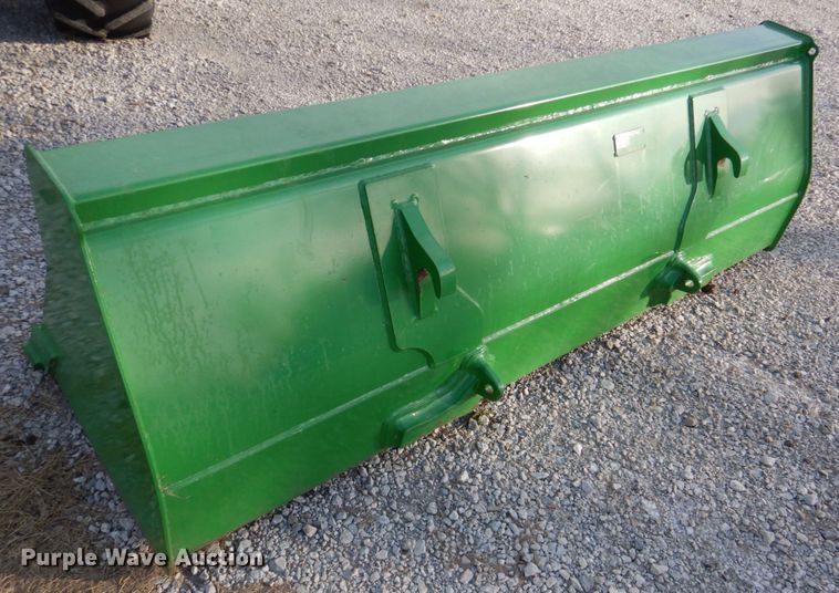 image for item DK1466 2015 John Deere 6125R  MFWD tractor