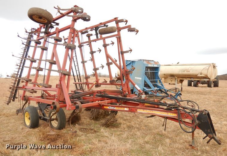 image for item DK3157 Kent Series V  field cultivator