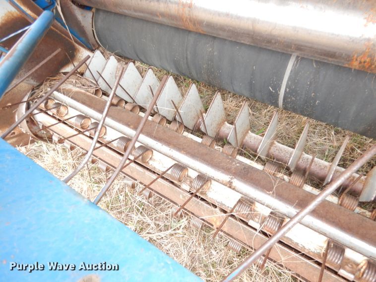 image for item DK3158 Ford 552  round baler