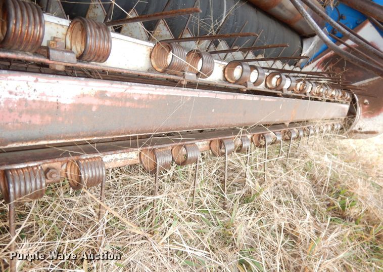 image for item DK3158 Ford 552  round baler