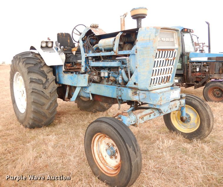 image for item DK3202 1969 Ford 8000  tractor