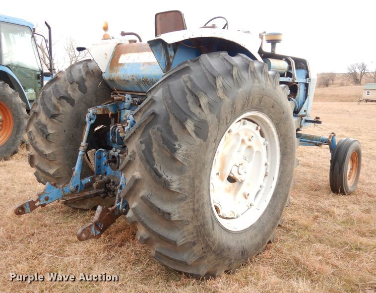 image for item DK3202 1969 Ford 8000  tractor