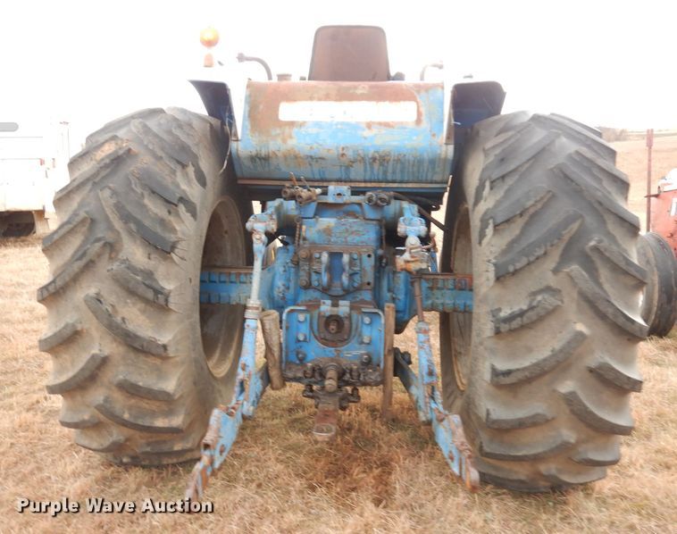 image for item DK3202 1969 Ford 8000  tractor
