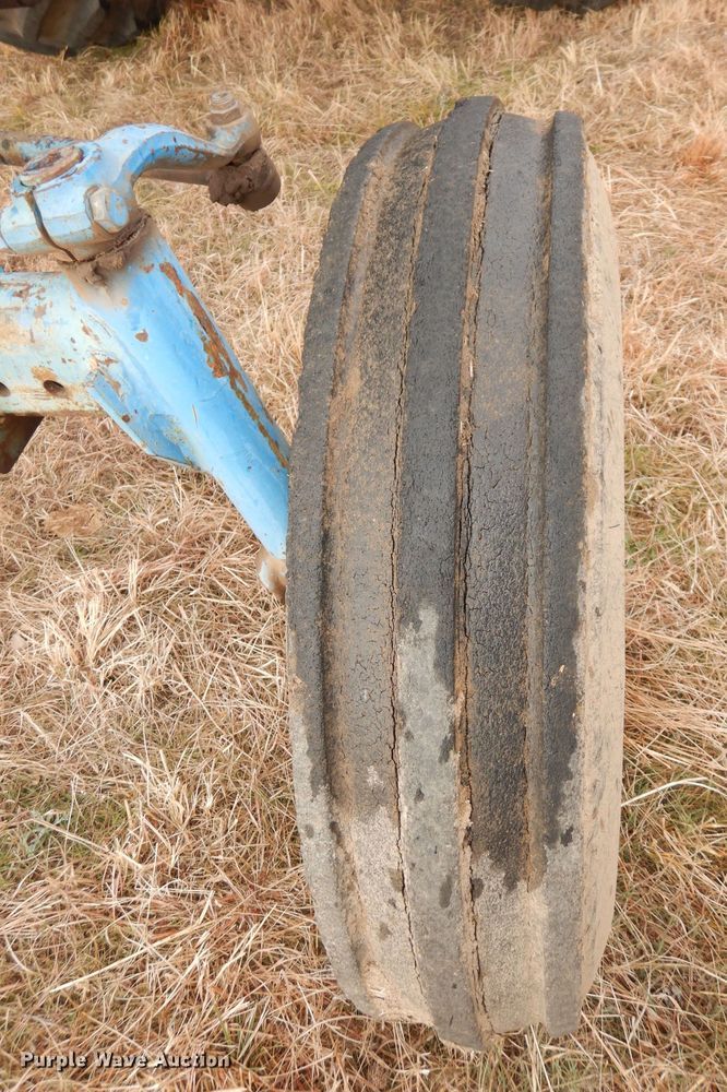 image for item DK3202 1969 Ford 8000  tractor