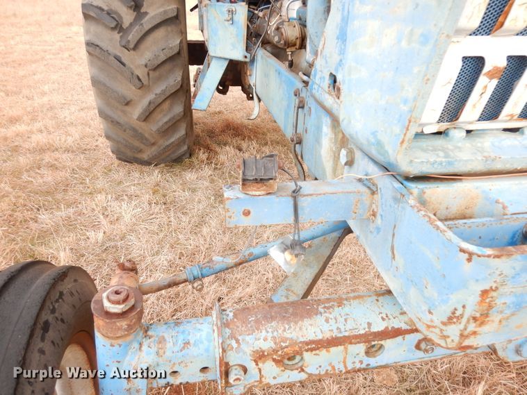 image for item DK3202 1969 Ford 8000  tractor