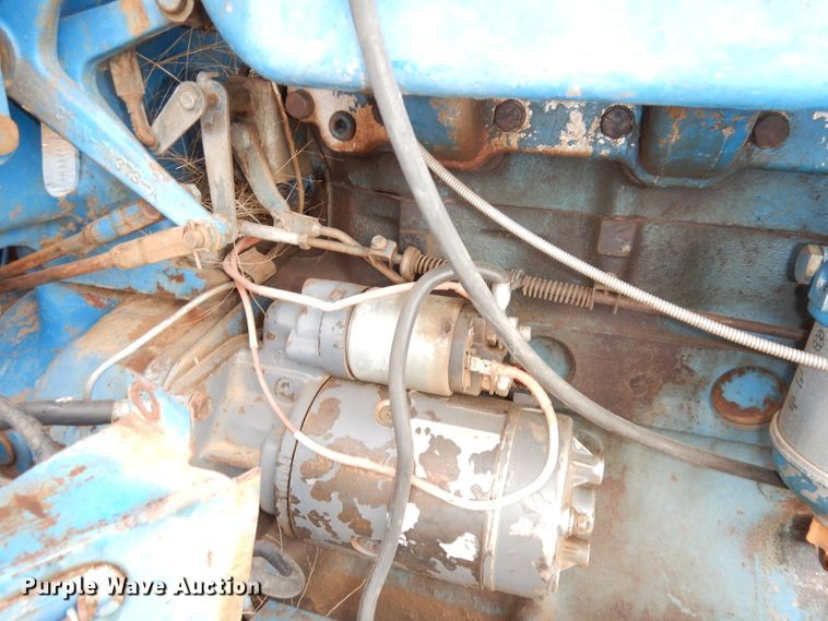 image for item DK3202 1969 Ford 8000  tractor