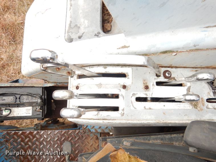 image for item DK3202 1969 Ford 8000  tractor