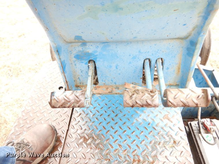 image for item DK3202 1969 Ford 8000  tractor