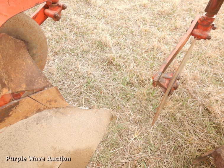 image for item DK3205 Six bottom plow