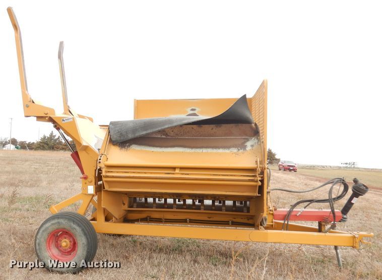 image for item DK3212 HayBuster 2650  bale processor