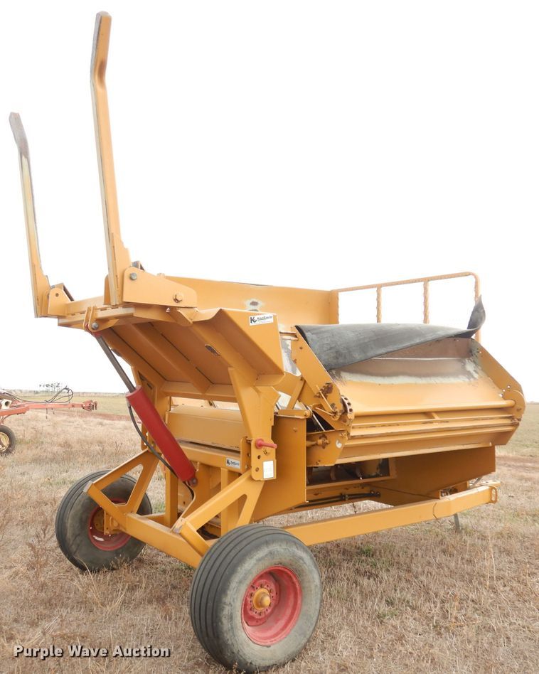 image for item DK3212 HayBuster 2650  bale processor