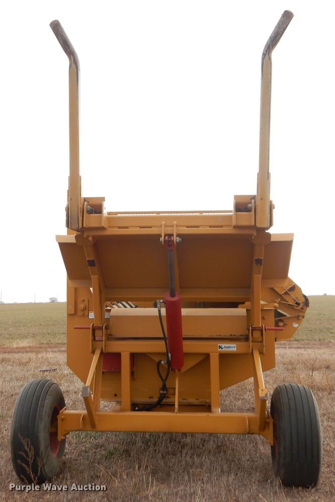 image for item DK3212 HayBuster 2650  bale processor