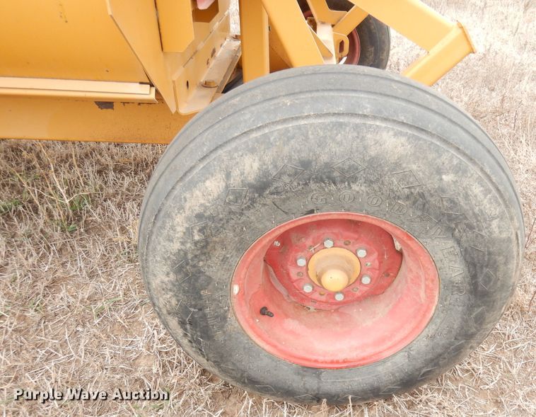 image for item DK3212 HayBuster 2650  bale processor