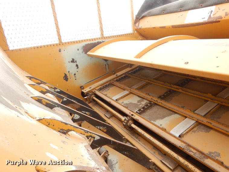 image for item DK3212 HayBuster 2650  bale processor