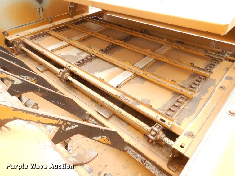 image for item DK3212 HayBuster 2650  bale processor