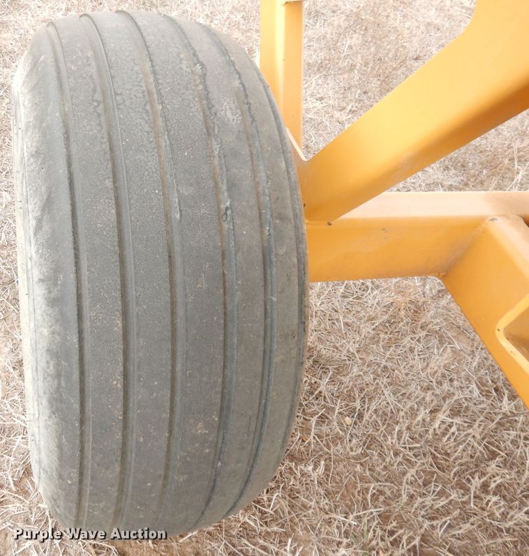 image for item DK3212 HayBuster 2650  bale processor