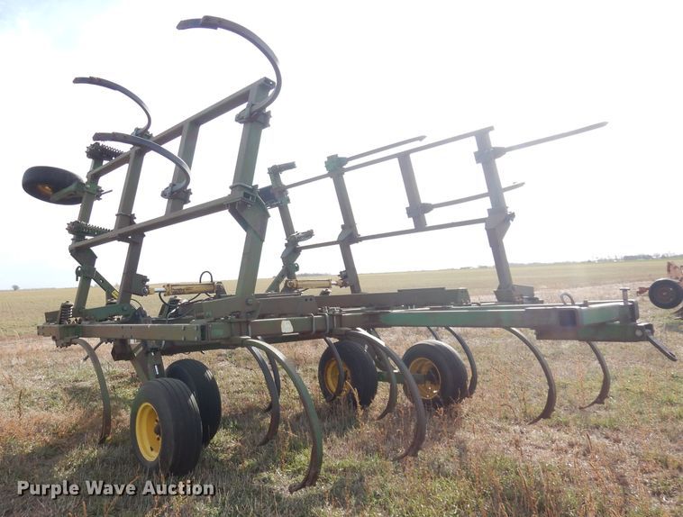 image for item DK3216 John Deere 712  chisel