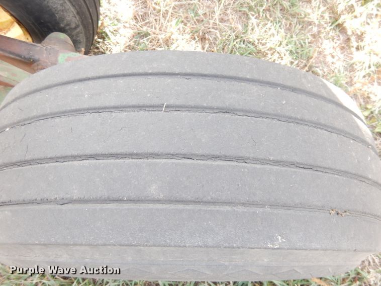 image for item DK3216 John Deere 712  chisel