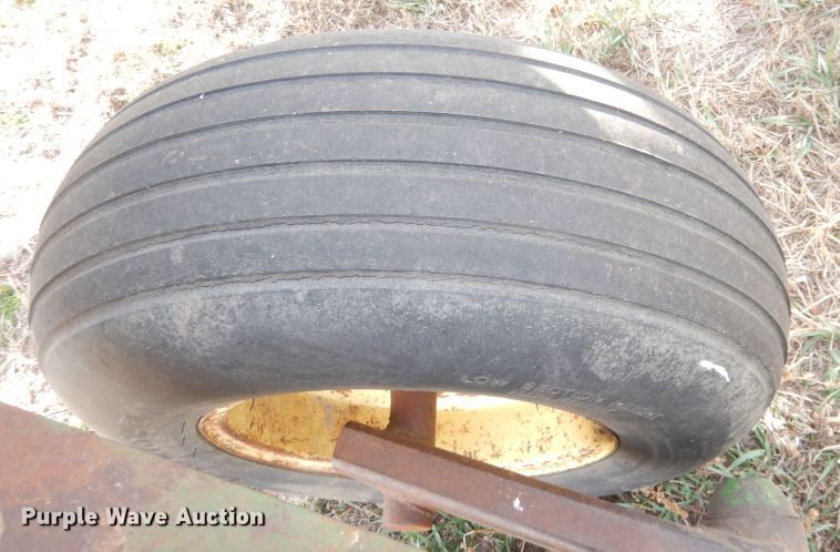 image for item DK3216 John Deere 712  chisel