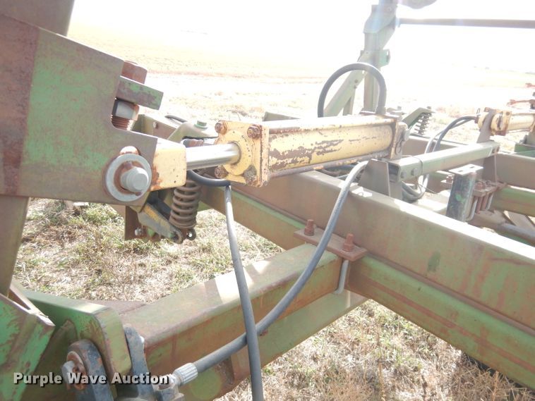 image for item DK3216 John Deere 712  chisel