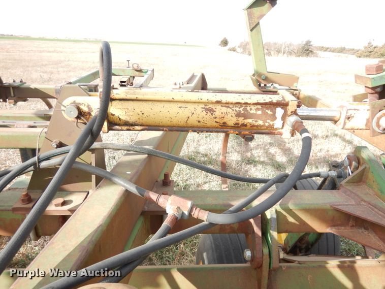 image for item DK3216 John Deere 712  chisel