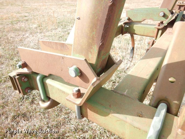 image for item DK3216 John Deere 712  chisel