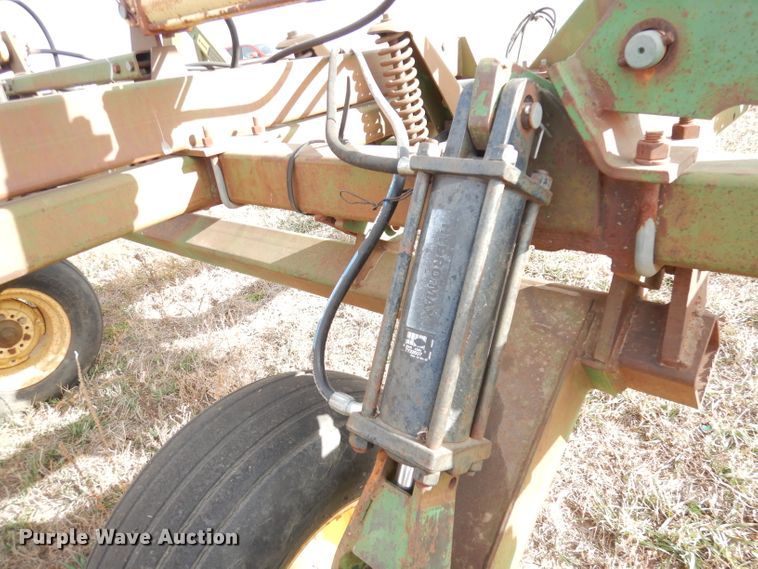 image for item DK3216 John Deere 712  chisel