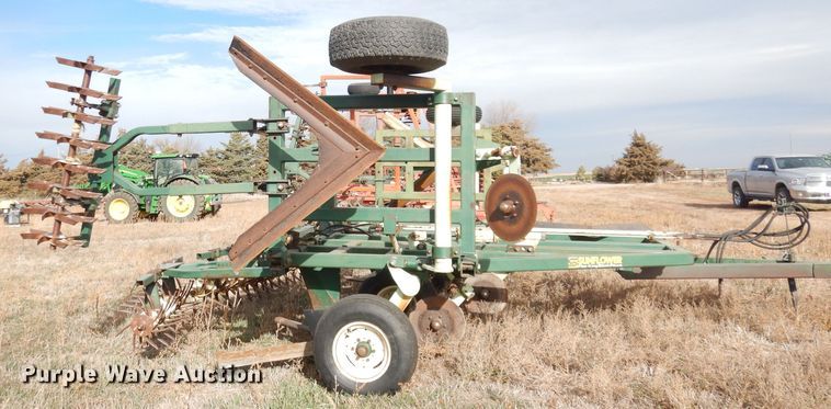 image for item DK3217 Sunflower Flex King 3350-23  sweep plow