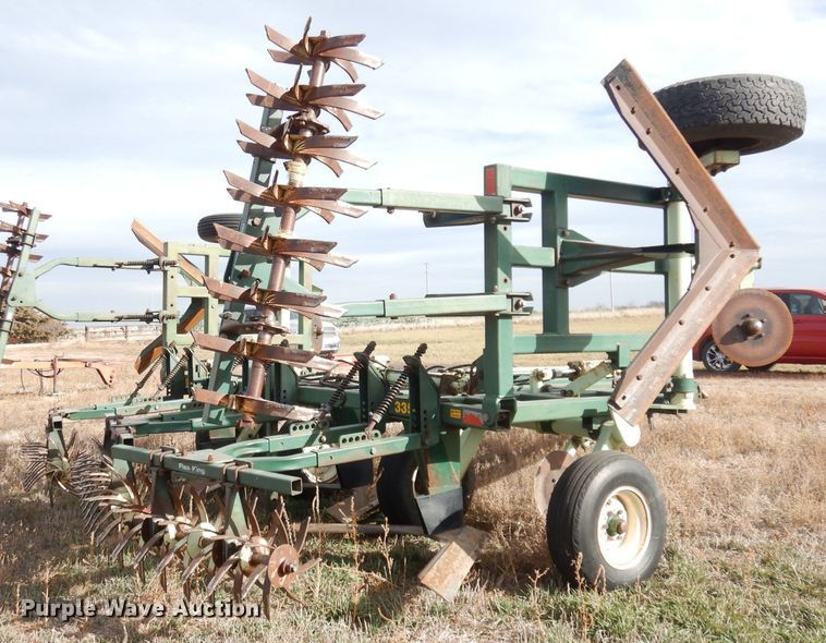 image for item DK3217 Sunflower Flex King 3350-23  sweep plow