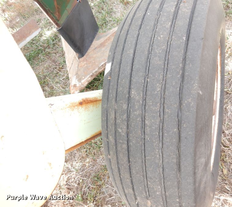 image for item DK3217 Sunflower Flex King 3350-23  sweep plow