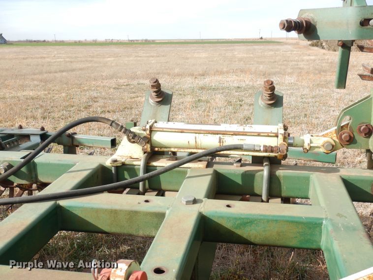 image for item DK3217 Sunflower Flex King 3350-23  sweep plow