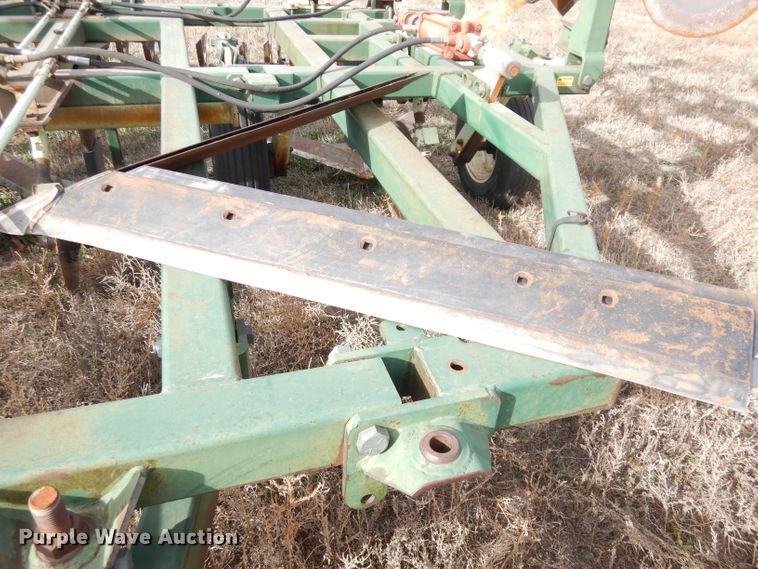 image for item DK3217 Sunflower Flex King 3350-23  sweep plow